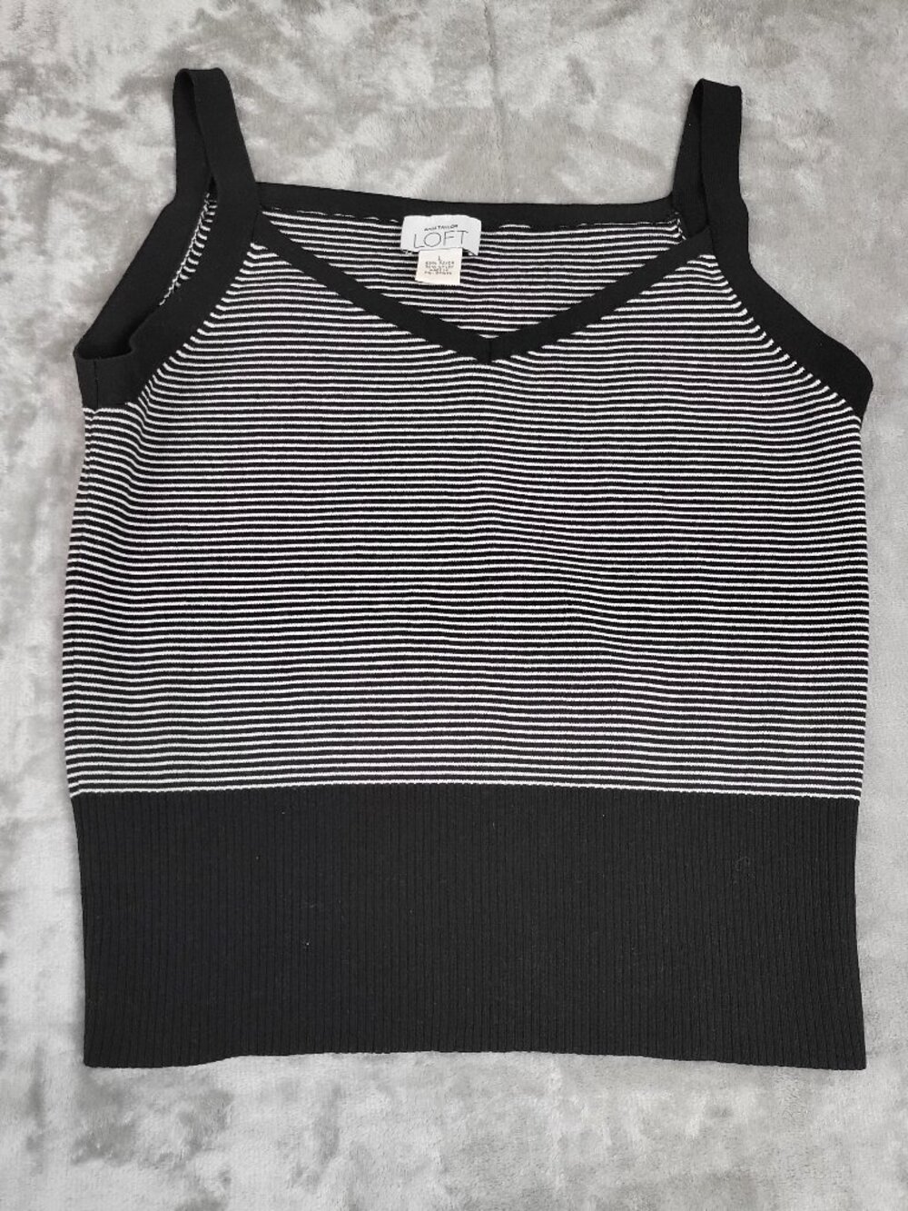 Ann Taylor LOFT Black & White Striped Sweater Tank Top Knit Womens Large